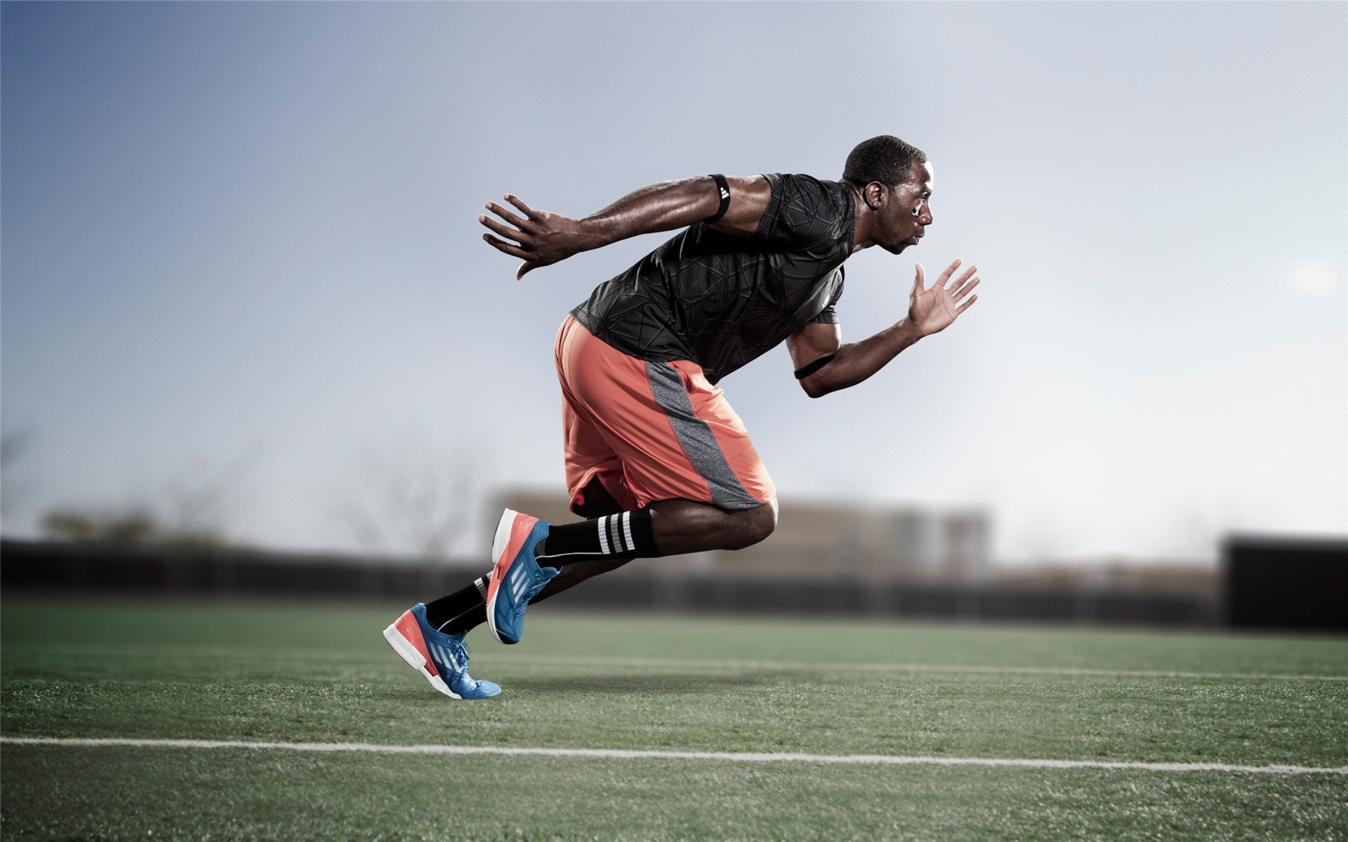 爱游戏app下载-德甲速度之王：以闪电般的突破引爆全场，德甲跑动距离排名